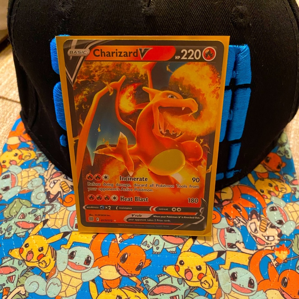 Pokemon Charizard V Card